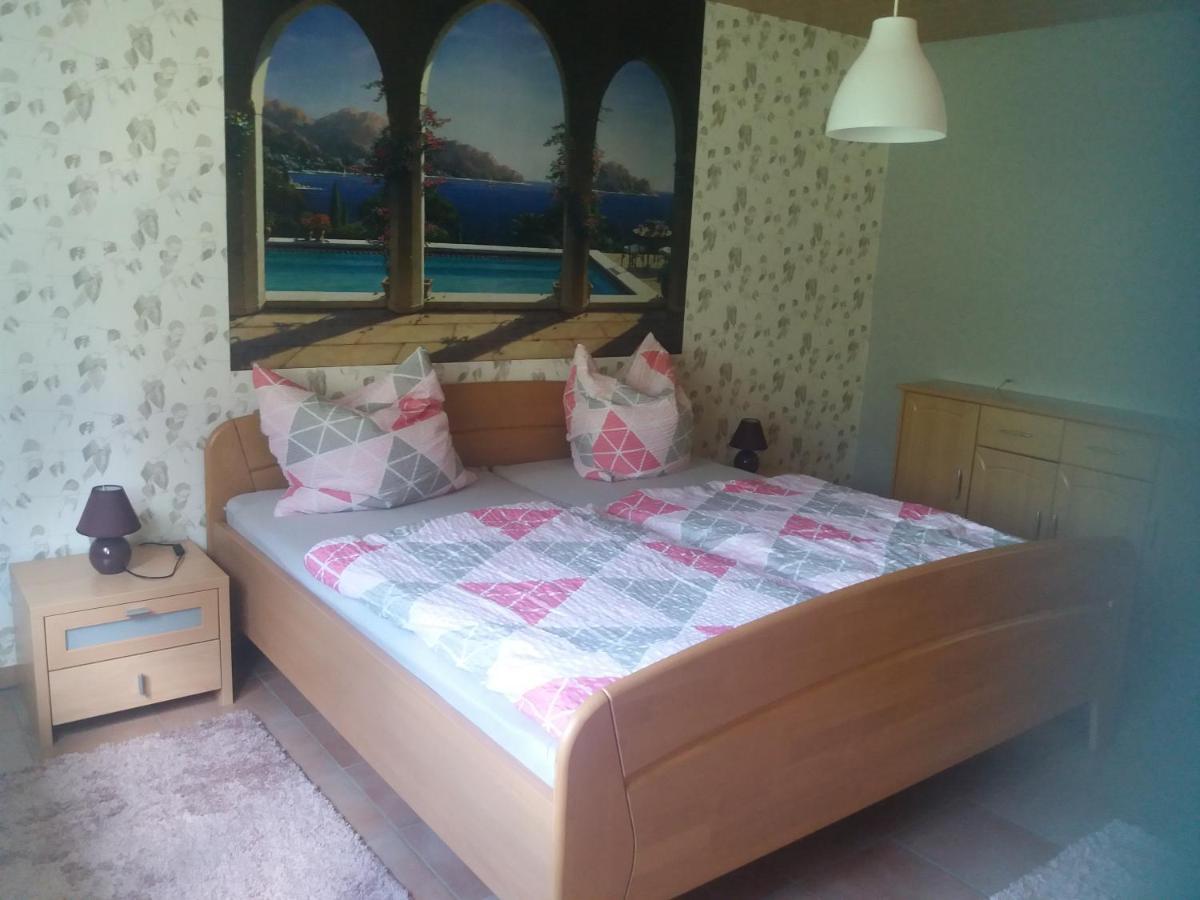 Ferienwohnung Im Bungert Merzig Esterno foto