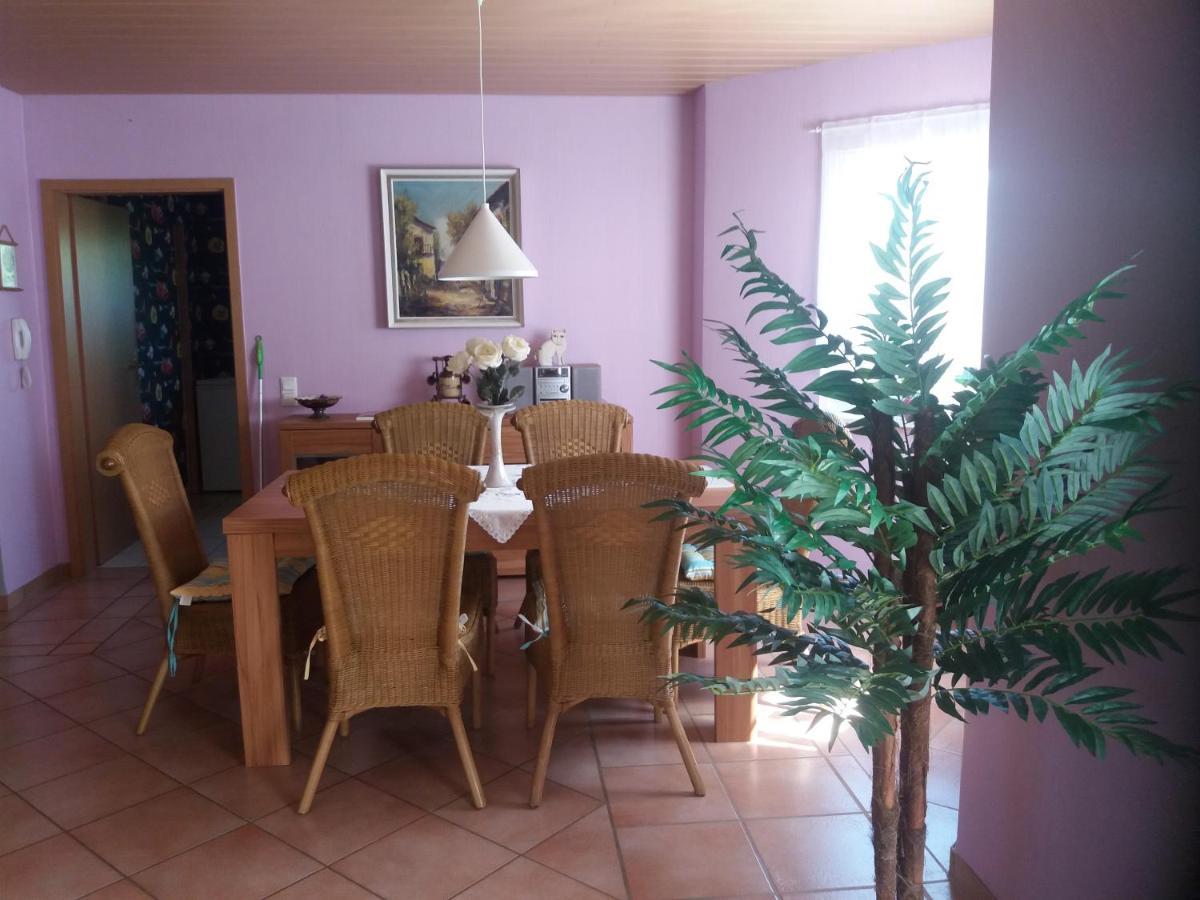 Ferienwohnung Im Bungert Merzig Esterno foto