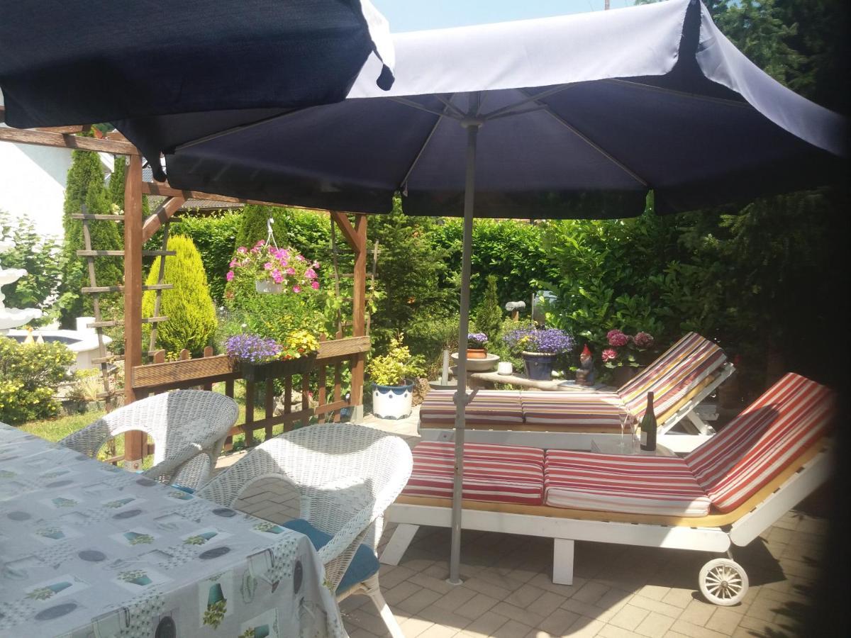 Ferienwohnung Im Bungert Merzig Esterno foto