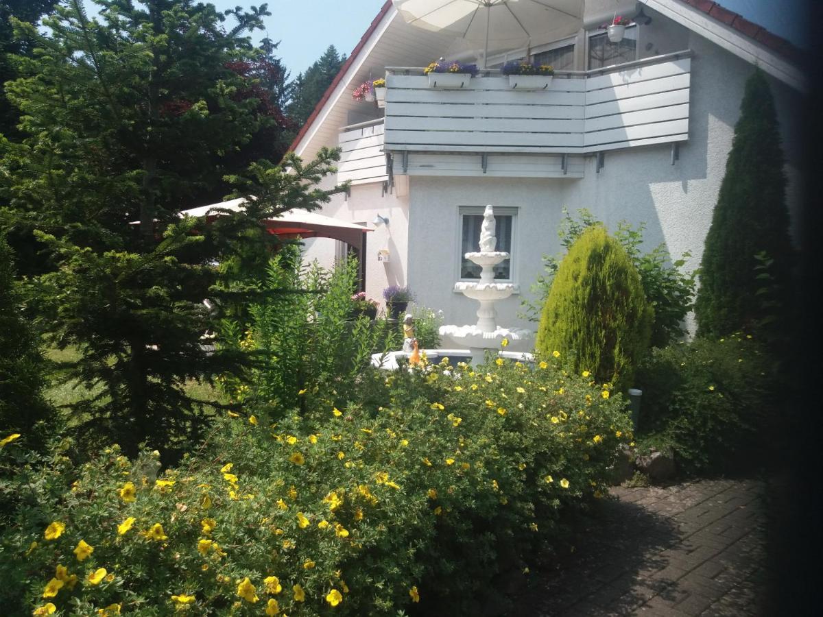 Ferienwohnung Im Bungert Merzig Esterno foto