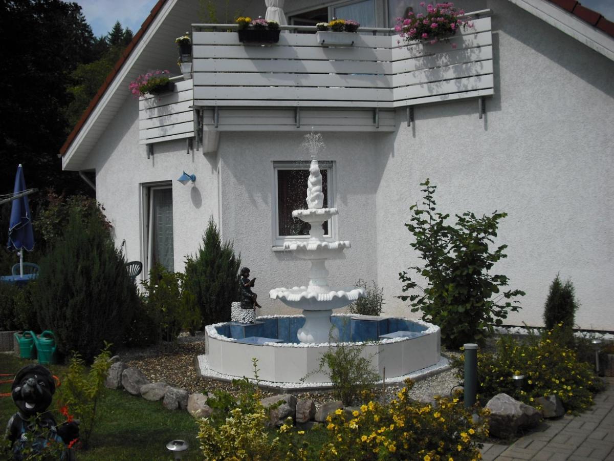 Ferienwohnung Im Bungert Merzig Esterno foto